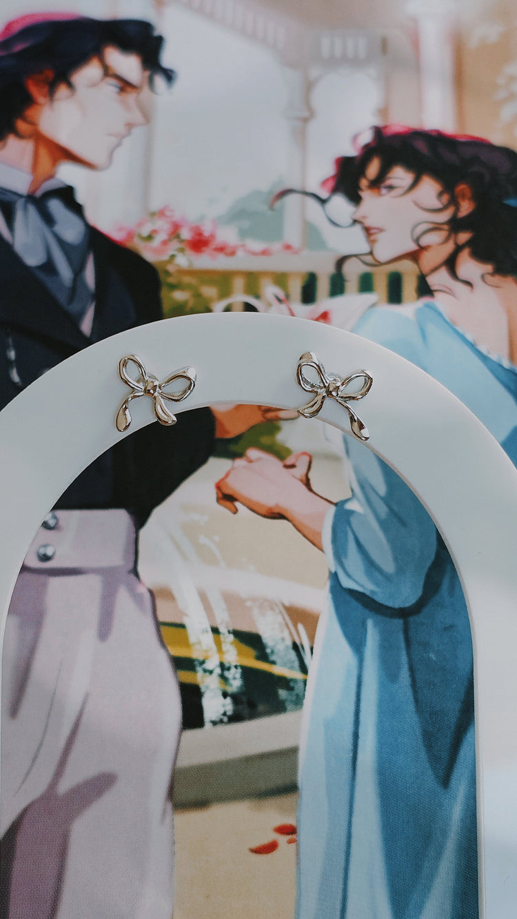 Bow Jewelry Collection